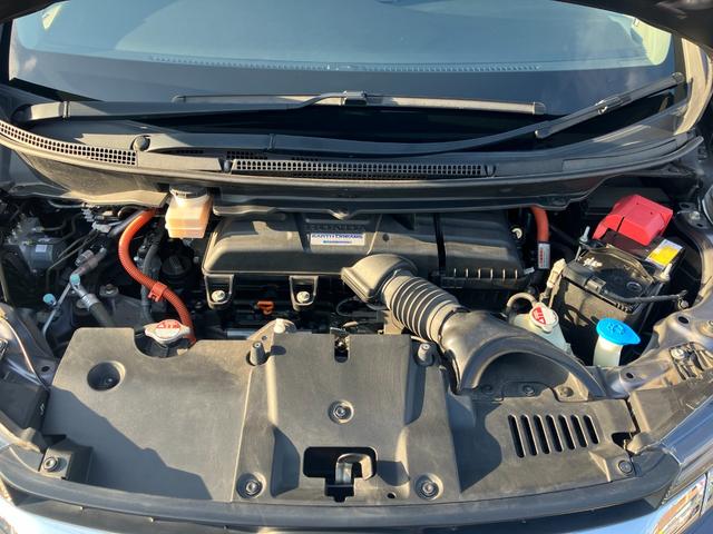 ステップワゴンスパーダ スパーダハイブリッド　Ｇ・ＥＸ　ホンダセンシング　純正ナビ・バックカメラ・シートヒーター・前後ドライブレコーダー・クルーズコントロール・両側パワースライドドア・ＥＴＣ・オートライト・Ｐセンサー・衝突軽減システム・脱線防止機能・純正フリップダウン（66枚目）