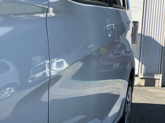 デイズ Ｘ　純正ナビ・アラウンドビューモニター・ドライブレコーダー・ＥＴＣ・横滑り防止・衝突軽減システム・Ａストップ・プッシュスタート、スマートキー（18枚目）