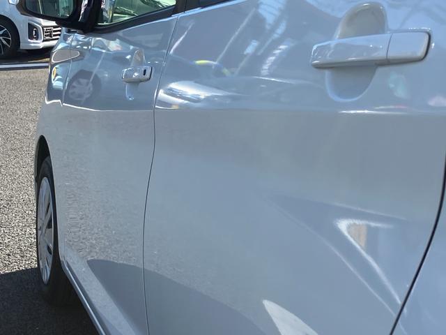 デイズ Ｘ　純正ナビ・アラウンドビューモニター・ドライブレコーダー・ＥＴＣ・横滑り防止・衝突軽減システム・Ａストップ・プッシュスタート、スマートキー（19枚目）