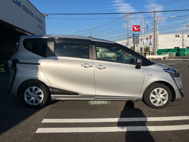 シエンタ ハイブリッドＸ　純正ナビ・バックカメラ・片側パワースライドドア・ドライブレコーダー・横滑り防止・衝突軽減システム・オートエアコン（10枚目）