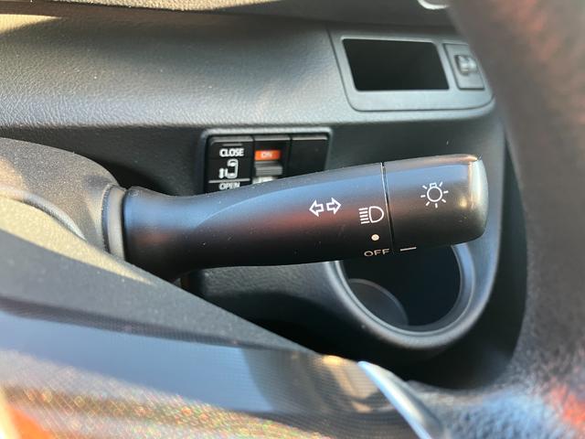 シエンタ ハイブリッドＸ　純正ナビ・バックカメラ・片側パワースライドドア・ドライブレコーダー・横滑り防止・衝突軽減システム・オートエアコン（34枚目）