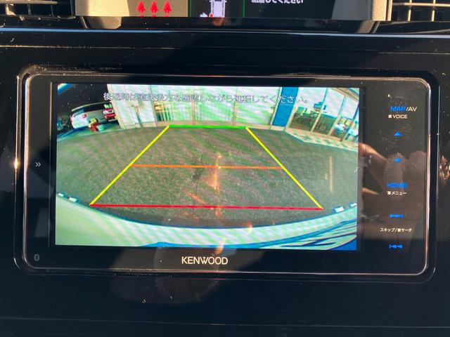 タンク カスタムＧ　社外ナビ・バックカメラ・クルーズコントロール・両側パワースライドドア・オートライト・オートハイビーム・シートヒーター・Ｐセンサー・衝突軽減システム・横滑り防止・Ａストップ・ＥＴＣ（6枚目）