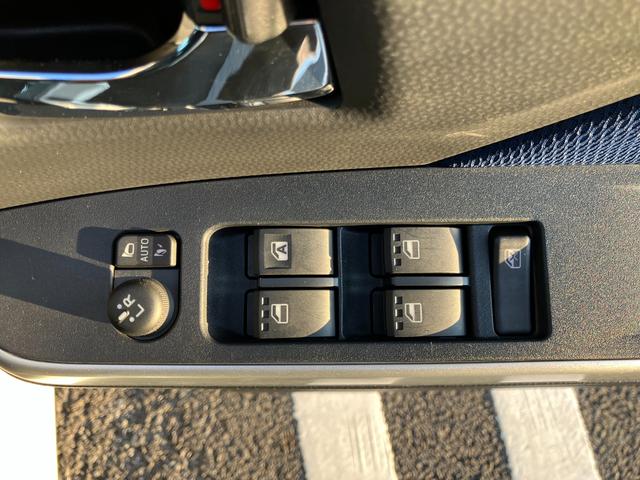 タンク カスタムＧ　社外ナビ・バックカメラ・クルーズコントロール・両側パワースライドドア・オートライト・オートハイビーム・シートヒーター・Ｐセンサー・衝突軽減システム・横滑り防止・Ａストップ・ＥＴＣ（43枚目）