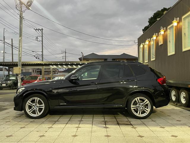Ｘ１ ｓＤｒｉｖｅ　１８ｉ　Ｍスポーツ　パーキングサポートＰＫＧ・車検２年・禁煙・バックカメラ・純正ナビ・Ｂｌｕｅｔｏｏｔｈ・コーナーセンサー・プッシュスタート・ＨＩＤ・スマートキー・ＥＴＣ（12枚目）