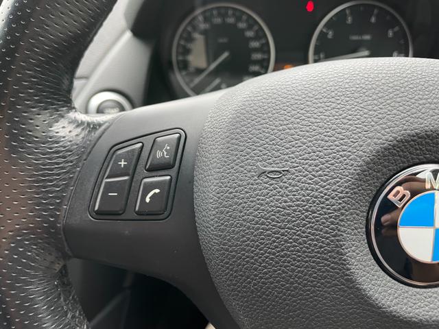 Ｘ１ ｓＤｒｉｖｅ　１８ｉ　Ｍスポーツ　パーキングサポートＰＫＧ・車検２年・禁煙・バックカメラ・純正ナビ・Ｂｌｕｅｔｏｏｔｈ・コーナーセンサー・プッシュスタート・ＨＩＤ・スマートキー・ＥＴＣ（42枚目）