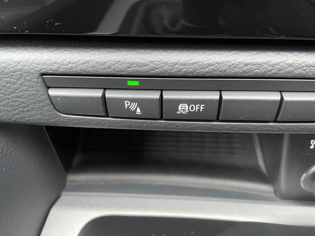 Ｘ１ ｓＤｒｉｖｅ　１８ｉ　Ｍスポーツ　パーキングサポートＰＫＧ・車検２年・禁煙・バックカメラ・純正ナビ・Ｂｌｕｅｔｏｏｔｈ・コーナーセンサー・プッシュスタート・ＨＩＤ・スマートキー・ＥＴＣ（51枚目）