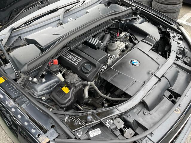 Ｘ１ ｓＤｒｉｖｅ　１８ｉ　Ｍスポーツ　パーキングサポートＰＫＧ・車検２年・禁煙・バックカメラ・純正ナビ・Ｂｌｕｅｔｏｏｔｈ・コーナーセンサー・プッシュスタート・ＨＩＤ・スマートキー・ＥＴＣ（54枚目）