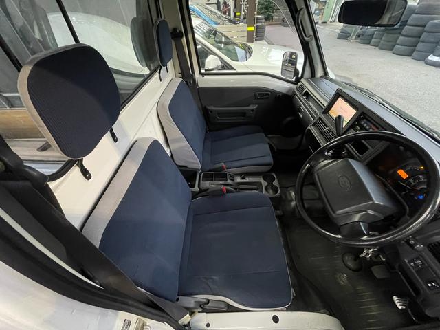 サンバートラック ＴＣ－ＳＣ　令和６年タイミングベルト交換済み　スーパーチャージャー　荷台幌付き　エアコン　パワステ　ワンオーナー　Ｂｌｕｅｔｏｏｔｈ対応ナビ　ＥＴＣ　キーレス　記録（27枚目）