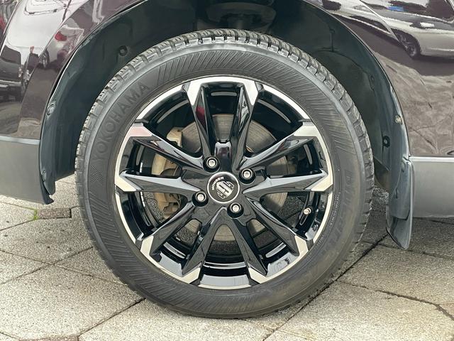 MAZDA VERISA MAGENTA SELECTION