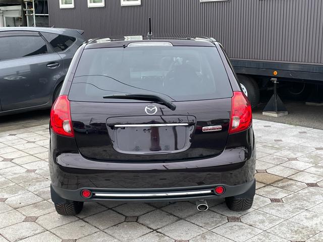 MAZDA VERISA MAGENTA SELECTION