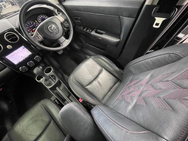 MAZDA VERISA MAGENTA SELECTION