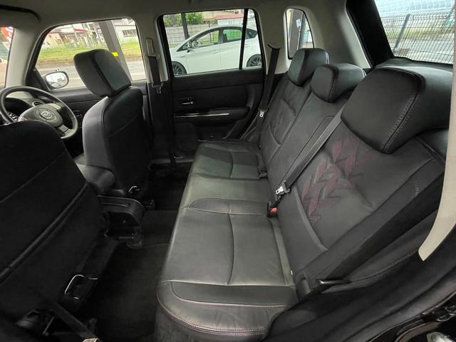 MAZDA VERISA MAGENTA SELECTION