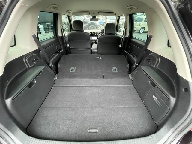 MAZDA VERISA MAGENTA SELECTION