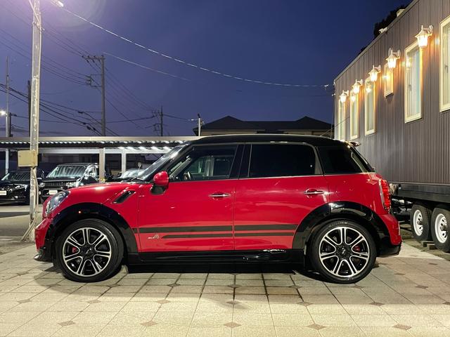 MINI ジョンクーパーワークス クロスオーバー 黒本革・バックカメラ・Bluetooth・シートヒーター・禁煙・ETC・記録簿・クルーズコントロール・SPORTモード・パドルシフト(17枚目)