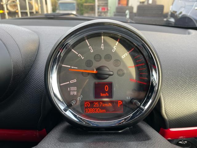 MINI ジョンクーパーワークス クロスオーバー 黒本革・バックカメラ・Bluetooth・シートヒーター・禁煙・ETC・記録簿・クルーズコントロール・SPORTモード・パドルシフト(25枚目)