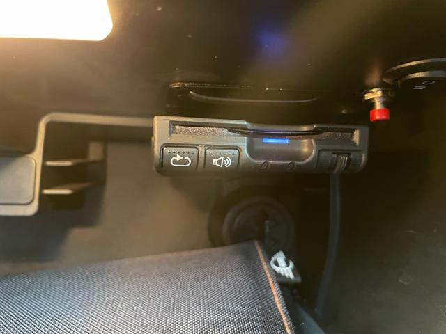 MINI ジョンクーパーワークス クロスオーバー 黒本革・バックカメラ・Bluetooth・シートヒーター・禁煙・ETC・記録簿・クルーズコントロール・SPORTモード・パドルシフト(31枚目)