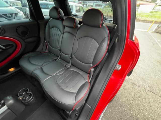 MINI ジョンクーパーワークス クロスオーバー 黒本革・バックカメラ・Bluetooth・シートヒーター・禁煙・ETC・記録簿・クルーズコントロール・SPORTモード・パドルシフト(40枚目)