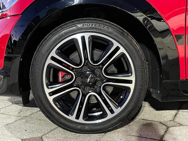 MINI ジョンクーパーワークス クロスオーバー 黒本革・バックカメラ・Bluetooth・シートヒーター・禁煙・ETC・記録簿・クルーズコントロール・SPORTモード・パドルシフト(48枚目)