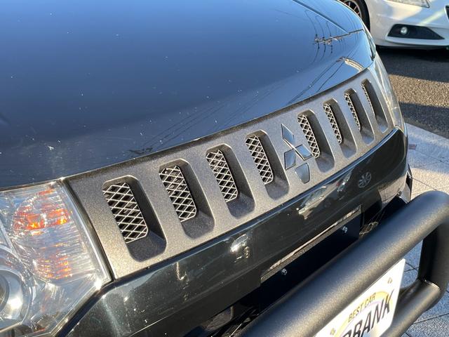 デリカD:5 シャモニー 新品タイヤアルミホイール・フリップダウンモニター・新品マッドフラップ・禁煙・両側パワースライドドア・クルーズコントロール・ETC・バックカメラ・ワンオーナー・パワーシート・記録簿(4枚目)