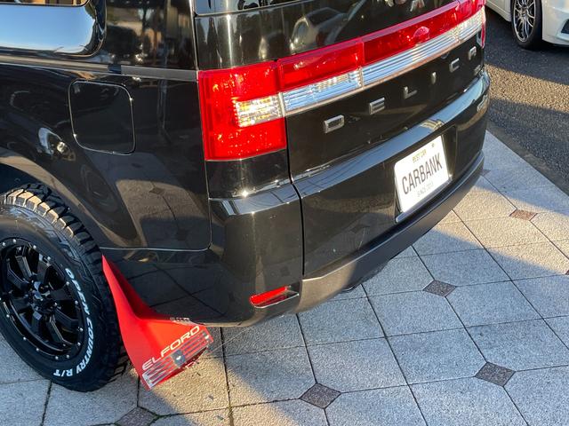 デリカD:5 シャモニー 新品タイヤアルミホイール・フリップダウンモニター・新品マッドフラップ・禁煙・両側パワースライドドア・クルーズコントロール・ETC・バックカメラ・ワンオーナー・パワーシート・記録簿(18枚目)