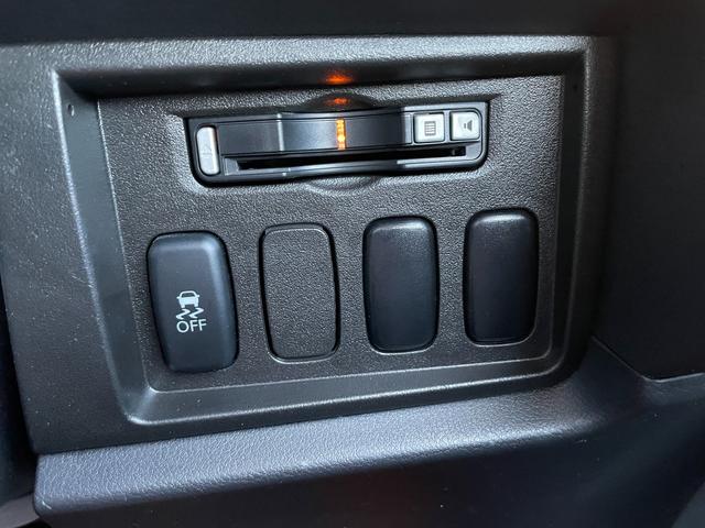 デリカD:5 シャモニー 新品タイヤアルミホイール・フリップダウンモニター・新品マッドフラップ・禁煙・両側パワースライドドア・クルーズコントロール・ETC・バックカメラ・ワンオーナー・パワーシート・記録簿(43枚目)