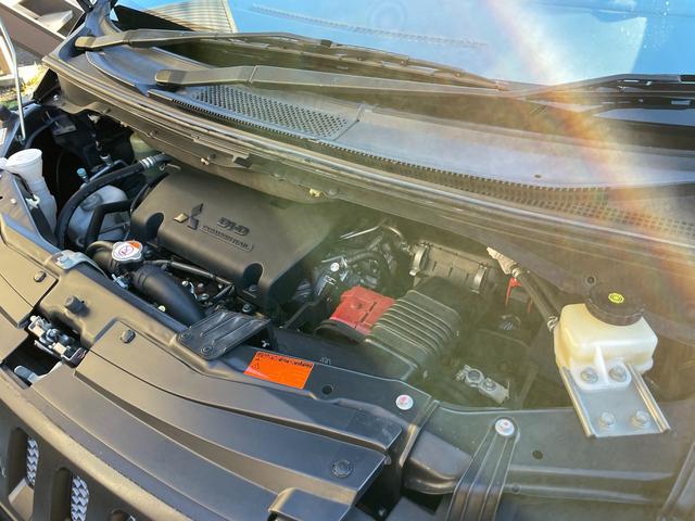 デリカD:5 シャモニー 新品タイヤアルミホイール・フリップダウンモニター・新品マッドフラップ・禁煙・両側パワースライドドア・クルーズコントロール・ETC・バックカメラ・ワンオーナー・パワーシート・記録簿(64枚目)