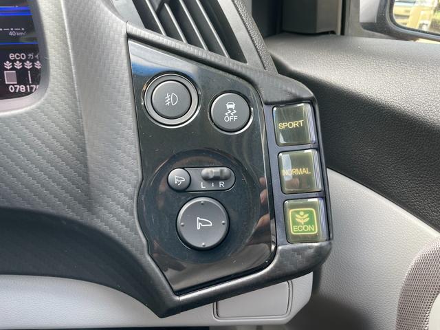 CR-Z α 車検2年・無限エアロ・BBS・Bluetooth・バックカメラ・リアスポイラー・禁煙・スマートキー・HID・ETC(40枚目)