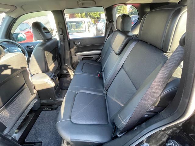 エクストレイル 20X 車検2年・新品タイヤアルミホイール・Bluetooth・サイドステップ・バックカメラ・ETC・シートヒーター・LEDヘッドライト・禁煙・インテリキー(43枚目)