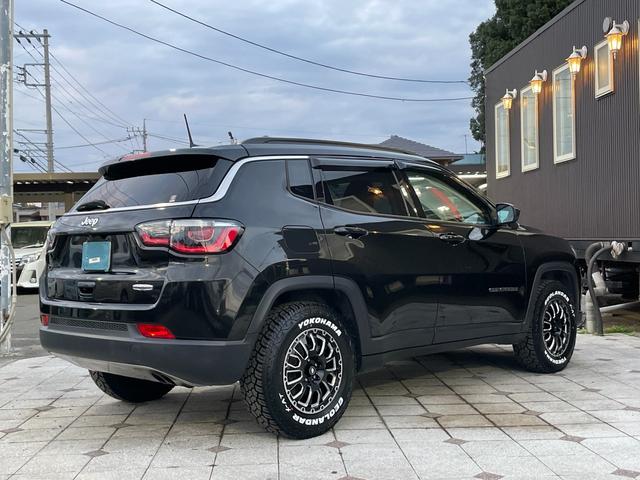 ジープ・コンパス ロンジチュード　車検２年・新品タイヤアルミホイール・新品ディスプレイオーディオ・ＣａｒＰｌａｙ・禁煙・Ｂｌｕｅｔｏｏｔｈ・バックカメラ・ＥＴＣ・プッシュスタート・電子パーキング（20枚目）