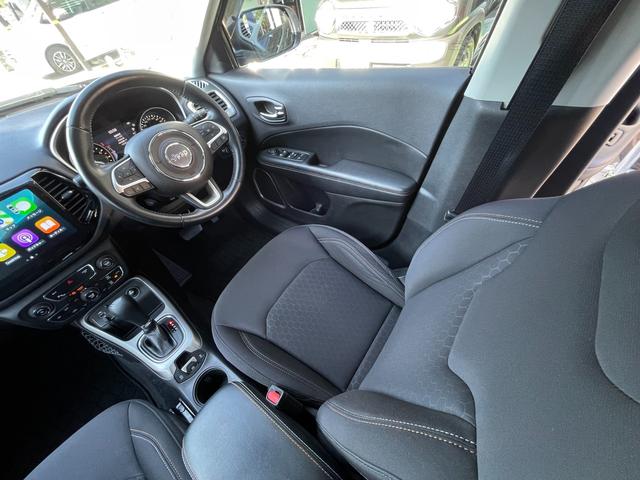 ジープ・コンパス ロンジチュード　車検２年・新品タイヤアルミホイール・新品ディスプレイオーディオ・ＣａｒＰｌａｙ・禁煙・Ｂｌｕｅｔｏｏｔｈ・バックカメラ・ＥＴＣ・プッシュスタート・電子パーキング（22枚目）