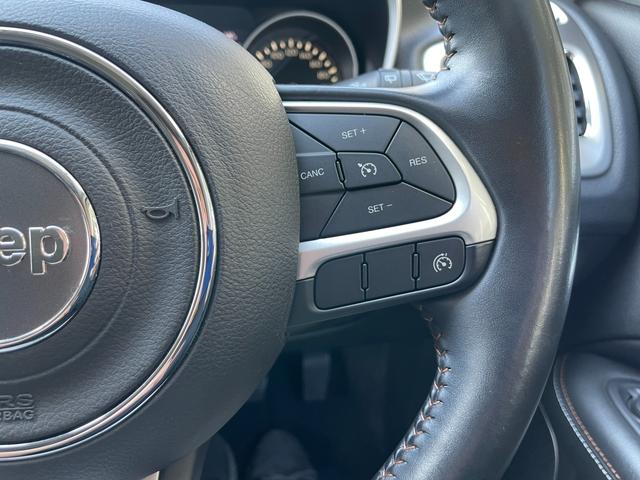 ジープ・コンパス ロンジチュード　車検２年・新品タイヤアルミホイール・新品ディスプレイオーディオ・ＣａｒＰｌａｙ・禁煙・Ｂｌｕｅｔｏｏｔｈ・バックカメラ・ＥＴＣ・プッシュスタート・電子パーキング（29枚目）