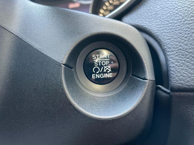ジープ・コンパス ロンジチュード　車検２年・新品タイヤアルミホイール・新品ディスプレイオーディオ・ＣａｒＰｌａｙ・禁煙・Ｂｌｕｅｔｏｏｔｈ・バックカメラ・ＥＴＣ・プッシュスタート・電子パーキング（35枚目）