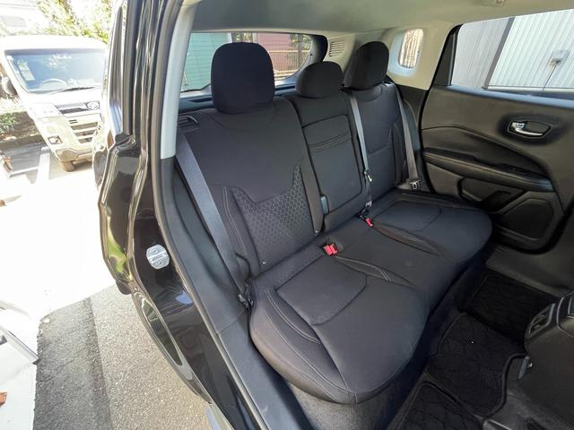 ジープ・コンパス ロンジチュード　車検２年・新品タイヤアルミホイール・新品ディスプレイオーディオ・ＣａｒＰｌａｙ・禁煙・Ｂｌｕｅｔｏｏｔｈ・バックカメラ・ＥＴＣ・プッシュスタート・電子パーキング（40枚目）