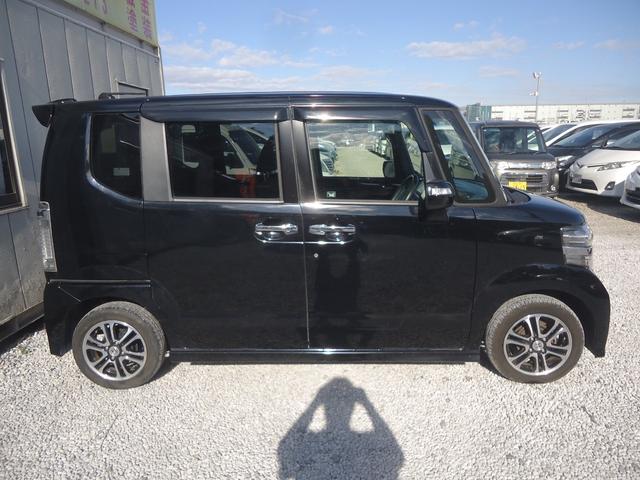 N-BOXカスタム G SSパッケージ スマートキー インターナビTV Bluetooth ETC 両側電動スライドドア ディスチャージヘッドライト フォグランプ 純正14インチアルミ バックカメラ リアスポイラー 走行距離無制限1年保証(4枚目)