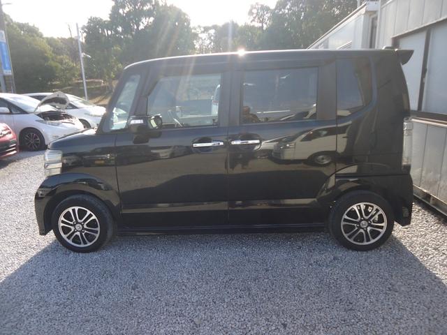 N-BOXカスタム G SSパッケージ スマートキー インターナビTV Bluetooth ETC 両側電動スライドドア ディスチャージヘッドライト フォグランプ 純正14インチアルミ バックカメラ リアスポイラー 走行距離無制限1年保証(5枚目)