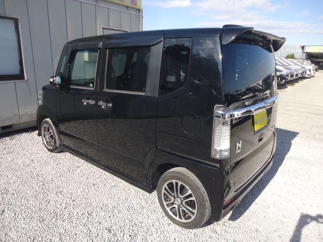 N-BOXカスタム G SSパッケージ スマートキー インターナビTV Bluetooth ETC 両側電動スライドドア ディスチャージヘッドライト フォグランプ 純正14インチアルミ バックカメラ リアスポイラー 走行距離無制限1年保証(9枚目)