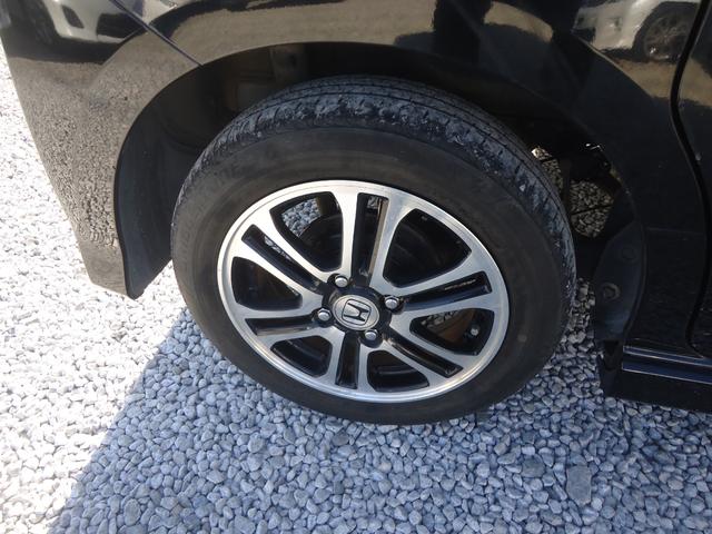 N-BOXカスタム G SSパッケージ スマートキー インターナビTV Bluetooth ETC 両側電動スライドドア ディスチャージヘッドライト フォグランプ 純正14インチアルミ バックカメラ リアスポイラー 走行距離無制限1年保証(20枚目)