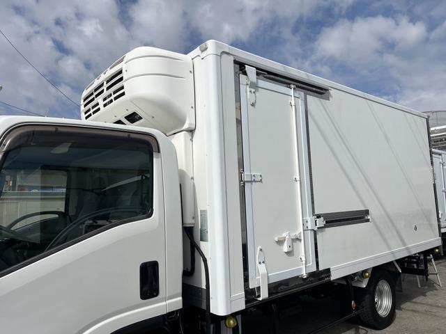エルフトラック 　ワイドロング２室可能冷蔵冷凍車（15枚目）