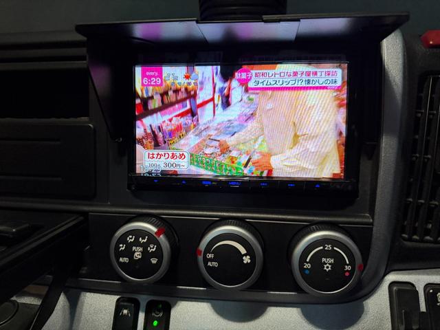 キャンター 全低床ダンプ　カスタムグレード・リアピン・シートキャリア（13枚目）