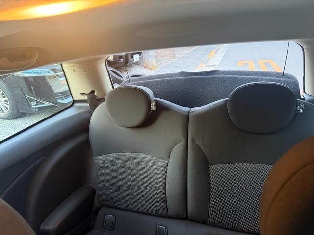 MINI ワン 修復歴無し6MTワンオーナー横浜ナンバースペアキーあり夏タイヤ付き(19枚目)