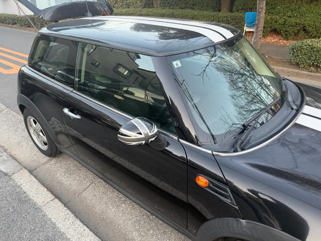 MINI ワン 修復歴無し6MTワンオーナー横浜ナンバースペアキーあり夏タイヤ付き(24枚目)