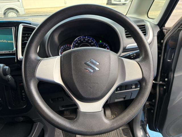 ソリオ Gリミテッド ワンセグナビ 左側パワースライドドア プッシュスタート スマートキー オートエアコン 電動格納ドアミラー ウォークスルー ETC 盗難防止装置 運転席・助手席エアバッグ ABS(27枚目)