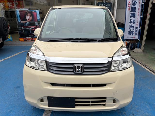 ライフ Ｃ　運転席／助手席エアバッグ　ＣＤオーディオ　ＡＢＳ　盗難防止システム　助手席エアバック　マニュアルエアコン　整備記録簿　パワステ　キーレスキー　運転席エアバック　ベンチシート　パワーウィンドウ（2枚目）