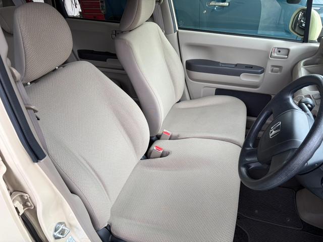 ライフ Ｃ　運転席／助手席エアバッグ　ＣＤオーディオ　ＡＢＳ　盗難防止システム　助手席エアバック　マニュアルエアコン　整備記録簿　パワステ　キーレスキー　運転席エアバック　ベンチシート　パワーウィンドウ（20枚目）