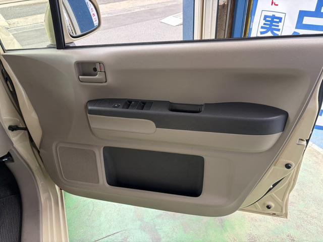ライフ Ｃ　運転席／助手席エアバッグ　ＣＤオーディオ　ＡＢＳ　盗難防止システム　助手席エアバック　マニュアルエアコン　整備記録簿　パワステ　キーレスキー　運転席エアバック　ベンチシート　パワーウィンドウ（23枚目）