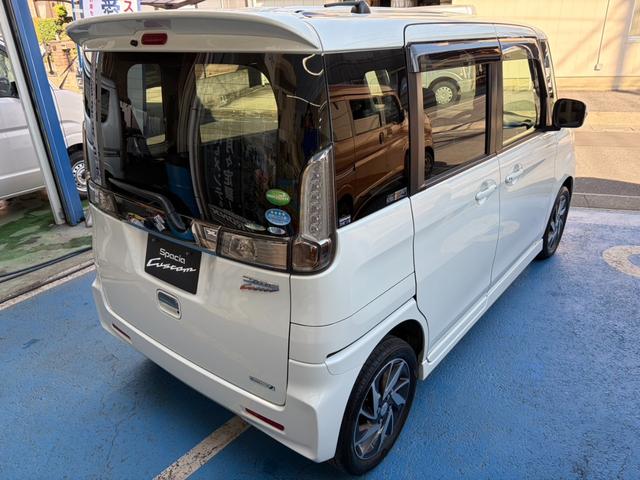 スペーシアカスタム ＴＳ　フルタイム４ＷＤ　ターボ　ナビ　フルセグＴＶ　Ｂｌｕｅｔｏｏｔｈ　ＥＴＣ　バックカメラ　両側パワースライド　スマートキー　　シートヒーター　純正１５インチアルミ（11枚目）