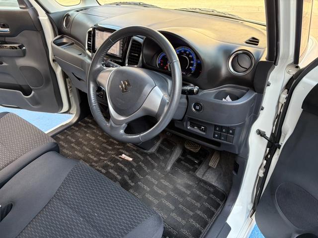 スペーシアカスタム ＴＳ　フルタイム４ＷＤ　ターボ　ナビ　フルセグＴＶ　Ｂｌｕｅｔｏｏｔｈ　ＥＴＣ　バックカメラ　両側パワースライド　スマートキー　　シートヒーター　純正１５インチアルミ（13枚目）