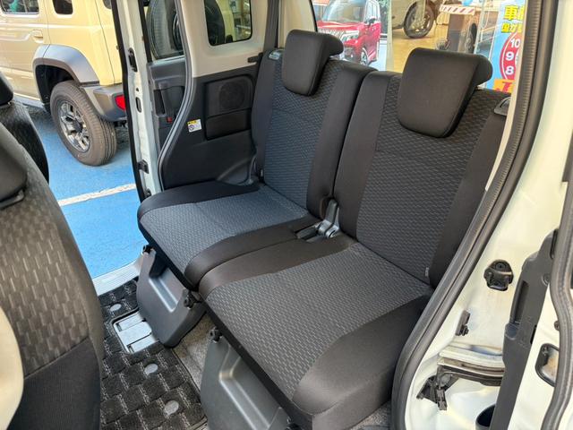 スペーシアカスタム ＴＳ　フルタイム４ＷＤ　ターボ　ナビ　フルセグＴＶ　Ｂｌｕｅｔｏｏｔｈ　ＥＴＣ　バックカメラ　両側パワースライド　スマートキー　　シートヒーター　純正１５インチアルミ（17枚目）