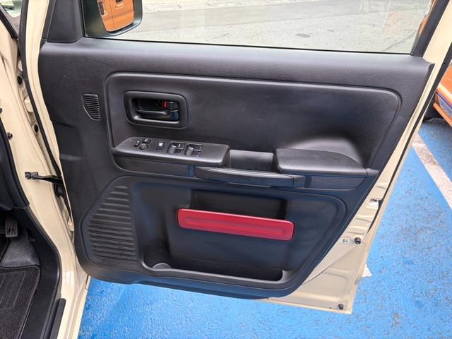 スペーシア ハイブリッドＧ　スズキセーフティサポート　ナビ　ＴＶ　バックカメラ　ＥＴＣ　フロントドライブレコーダー　両側スライドドア　オートライト　スマートキー　アイドリングストップ　電動格納ミラー　ベンチシート　ＣＶＴ（22枚目）