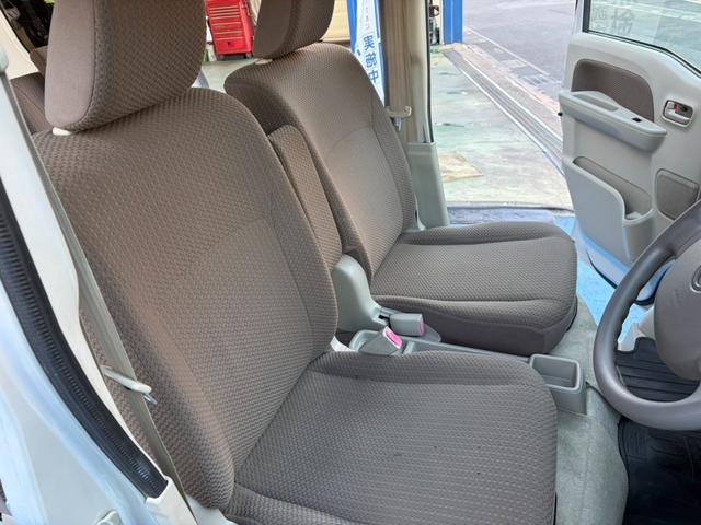 ＮＶ１００クリッパーバン ＧＸ　純正ＣＤオーディオ　ＥＴＣ　衝突被害軽減システム　パワーウインドウ　　　両側スライドドア　キーレスエントリー　電動格納ミラー　盗難防止システム　ＡＢＳ　エアコン　パワーステアリング　後席分割シート（18枚目）